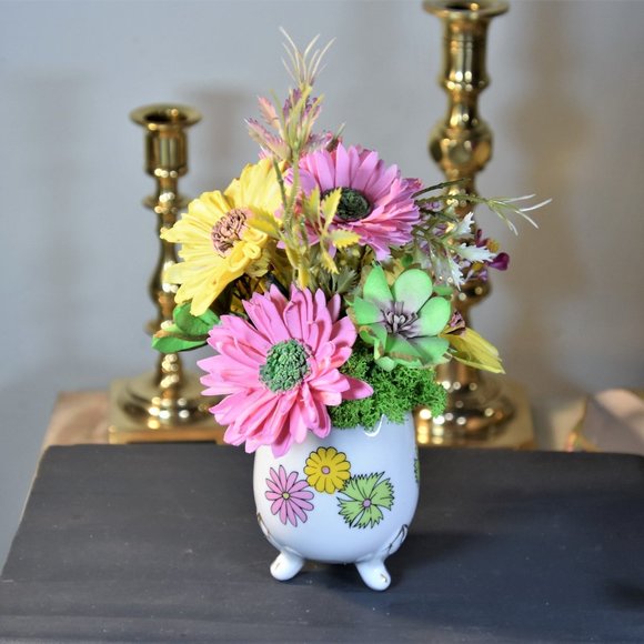 Beautiful hand-painted, footed, vintage, egg shaped vase with Sola flowers - Picture 2 of 8